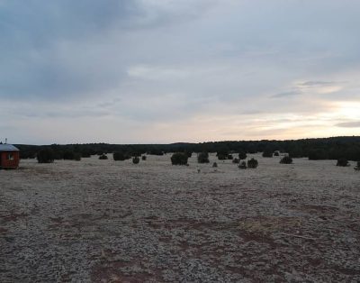 Private Off-Grid Retreat Near Route 66 & Grand Canyon